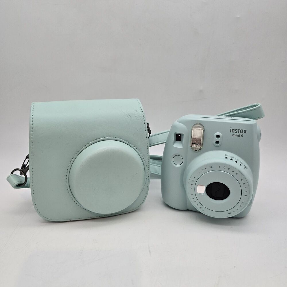 Fujifilm Instax Mini 9 Instant Film Camera Ice Blue w/ Ice Blue Case